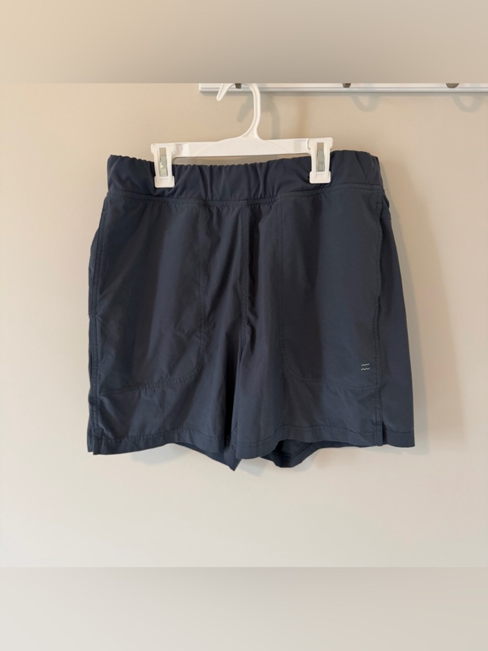 Free Fly Men’s Breeze Active Short Lined 5.5” Blue Spandex Size Large